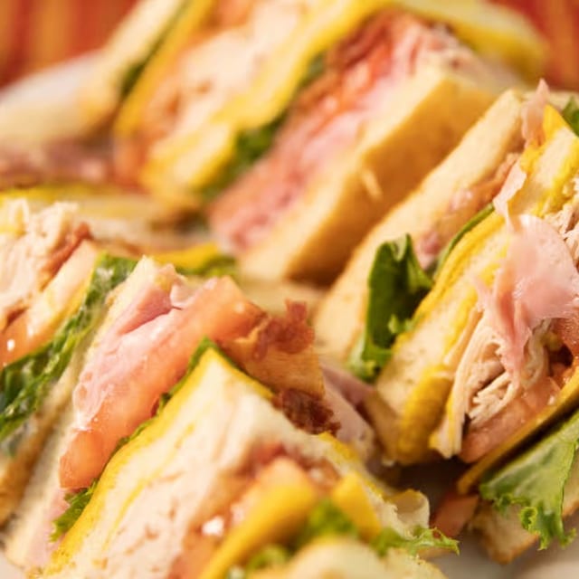 Sazon Club Sandwich.