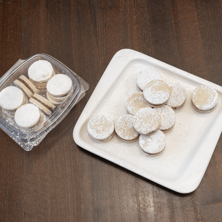 Delicious Alfajores: A Peruvian Treat