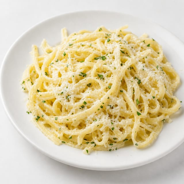 Kids Tallarin with Butter & Cheese.
