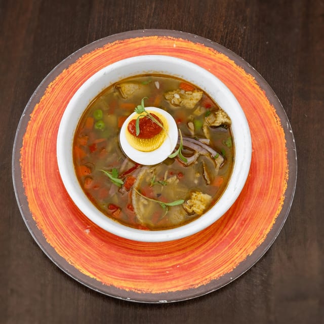 Aguadito De Pollo.