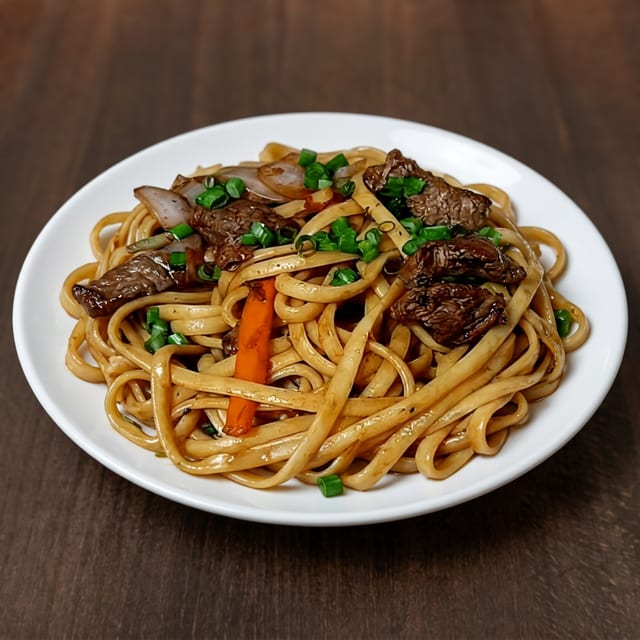 Tallarin Saltado.